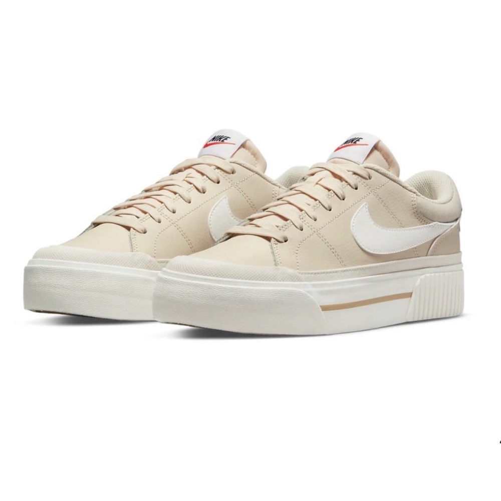 Nike Women's Court Legacy Lift platform sneakers beige size 7.5 - Picture 1 of 10